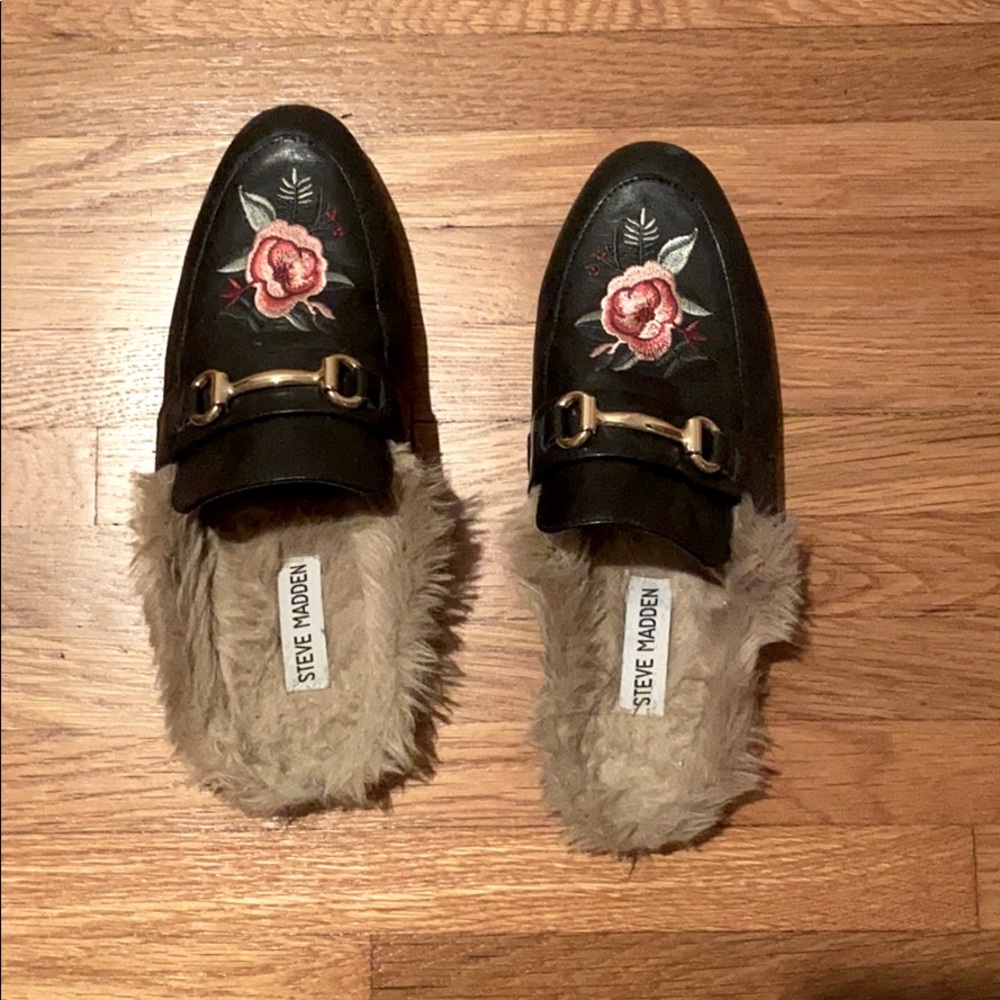 LAST CHANCE - ANY OFFER Steve Madden Furry Loafers